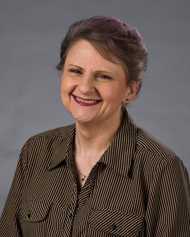 22344 Elaine Wilson 01