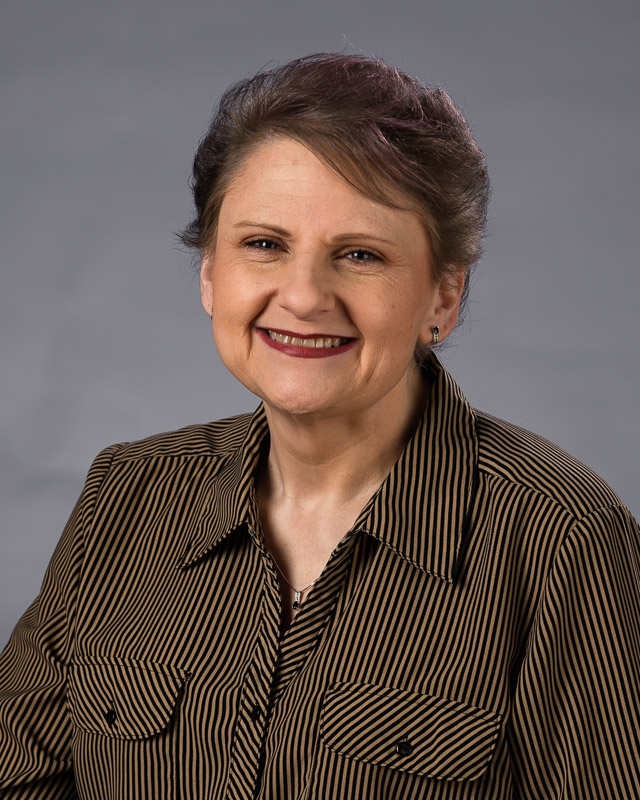 22344 Elaine Wilson 03