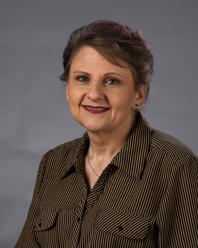 22344 Elaine Wilson 13
