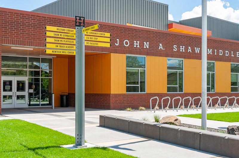 22352 helveticka Lib_Shaw 64