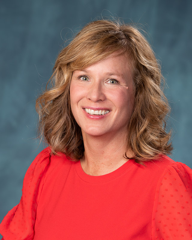 22359 Angela Simmet 06