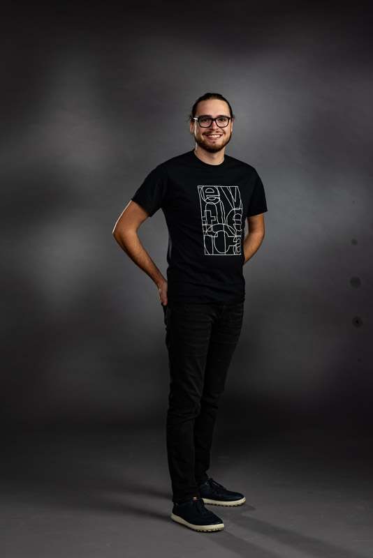 22367 Antoni Carlson 027