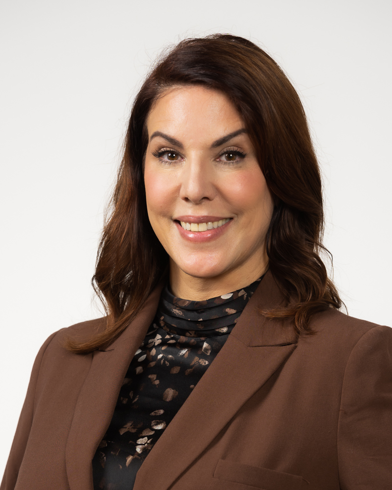 23498 Sherri Baker_CFO 137