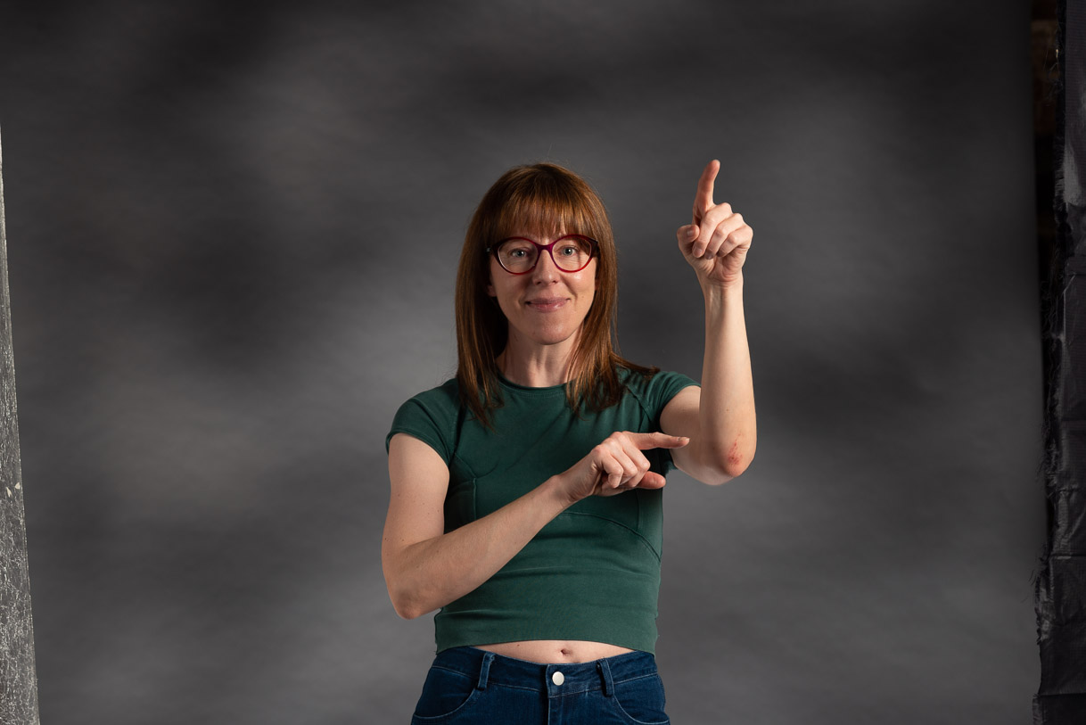 25524 helv_Erin Ryan 213
