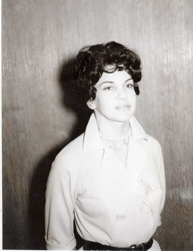 1955-0012 Pierrette m